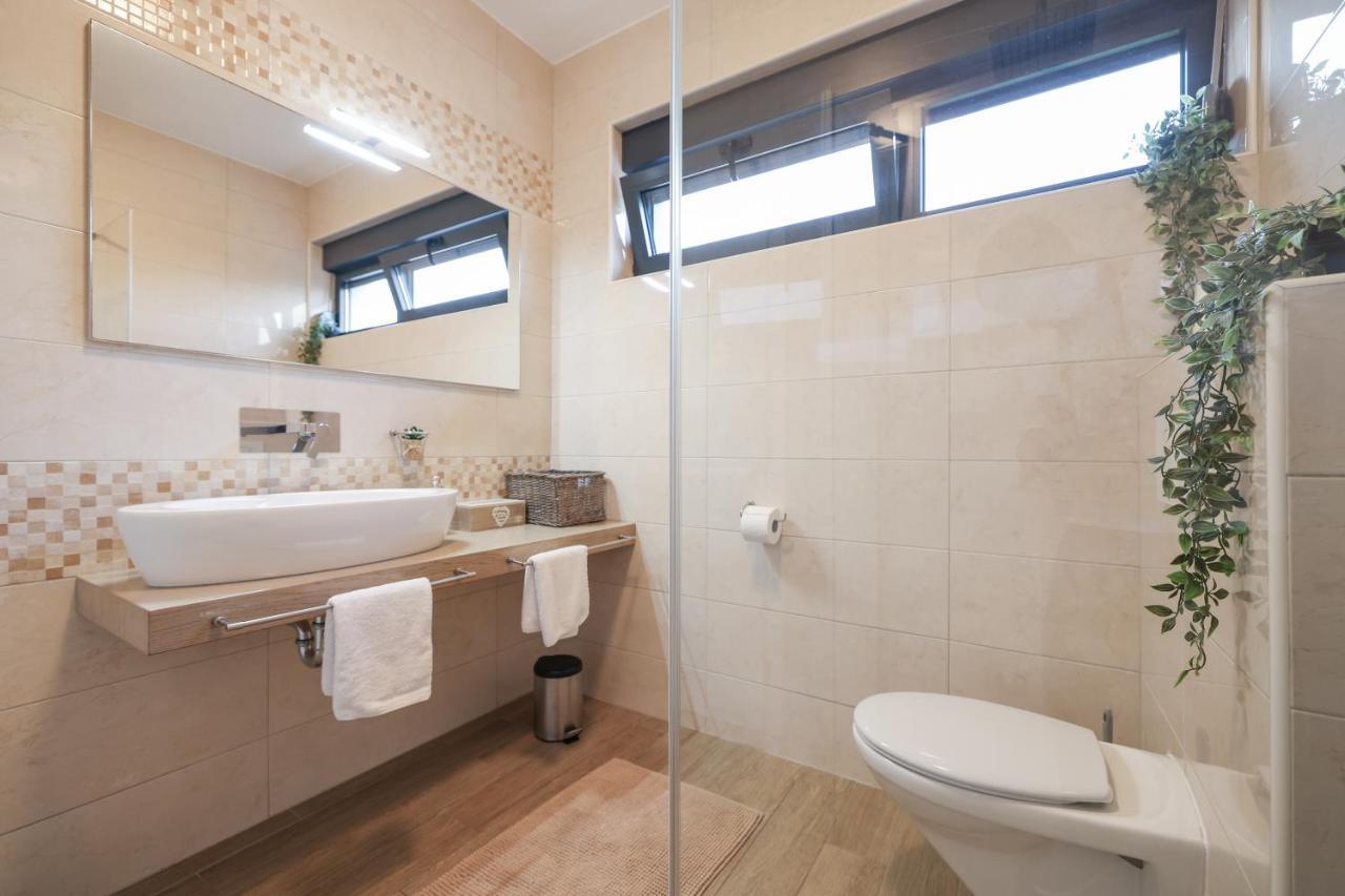 Apartmani Mato 1 Zadar Ngoại thất bức ảnh